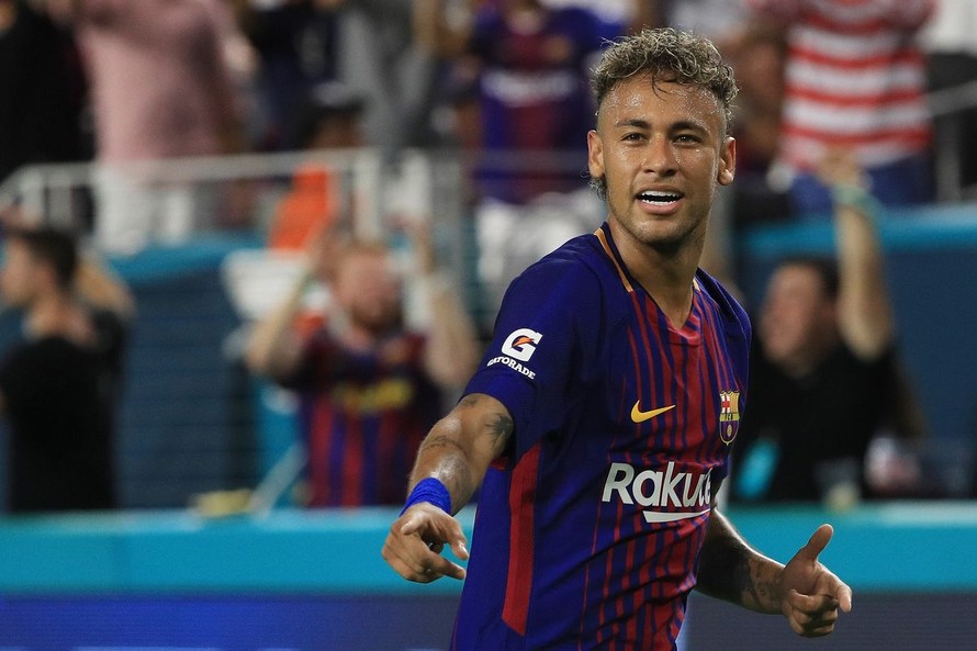 Neymar tiếp tục mang tới những rắc rối cho Barcelona.