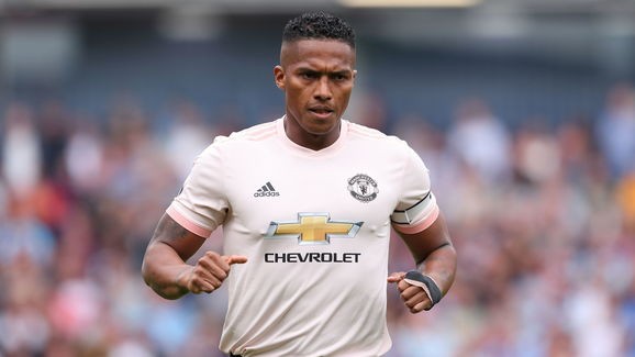 Antonio Valencia vắng mặt ở trận Young Boys - M.U vào rạng sáng mai.