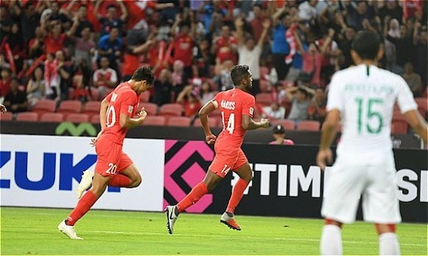 Hariss Harun ghi bàn thắng duy nhất giúp Singapore đánh bại Indonesia.