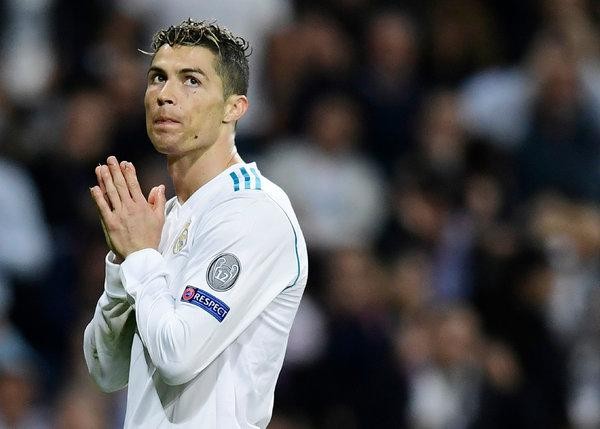 Cristiano Ronaldo rời đi đã để lại khoảng trống cực lớn cho hàng công Real Madrid.