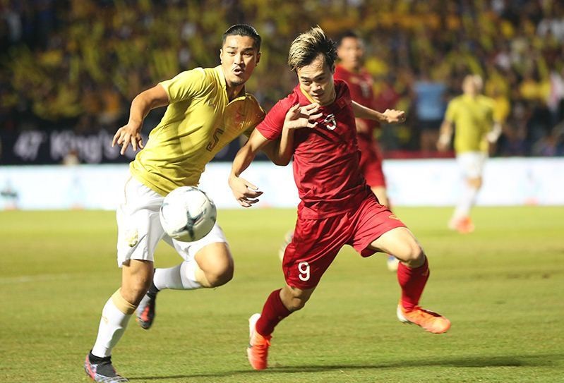 ĐT Việt Nam đánh bại ĐT Thái Lan 1-0 ngay trên sân khách.