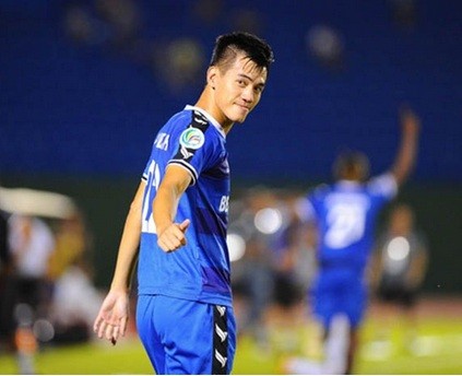 Tiến Linh ghi bàn giúp B.Bình Dương thắng PSM Makassar 1-0.
