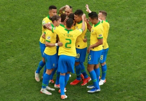 Thắng Paraguay bằng “đấu súng”, Brazil vào bán kết Copa America 2019.