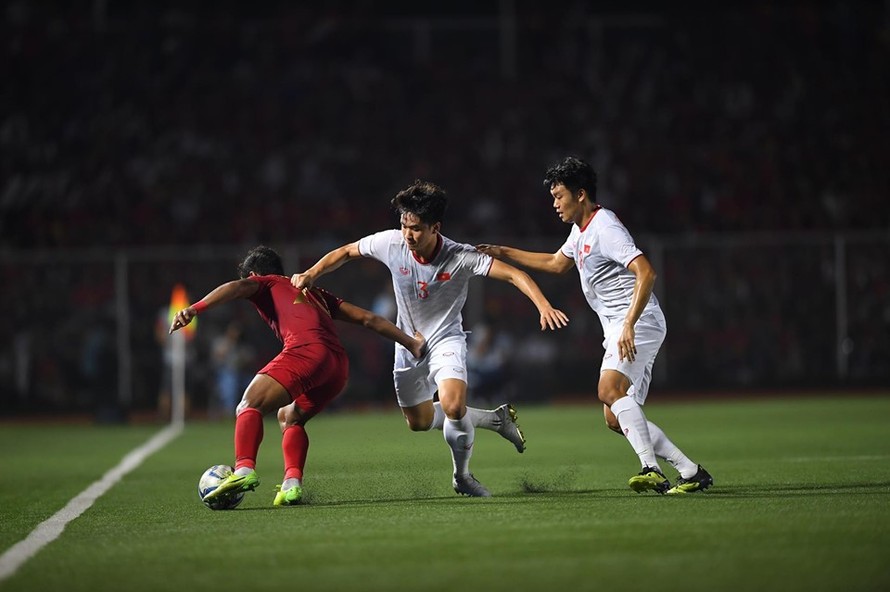 Nhiều cầu thủ U22 Indonesia rất thất vọng khi thua U22 Việt Nam 0-3.