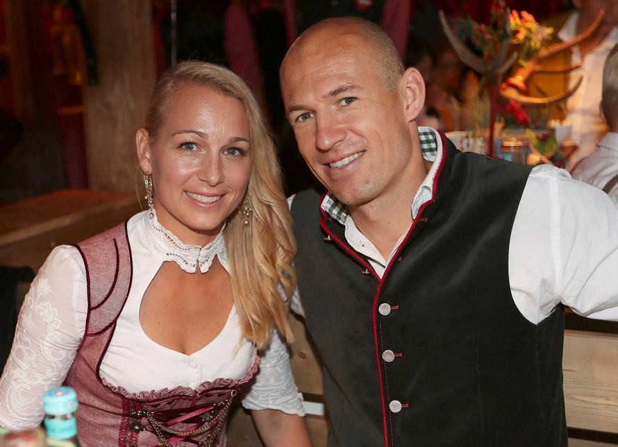 Arjen Robben và cô vợ xinh đẹp Bernadien Eillert.