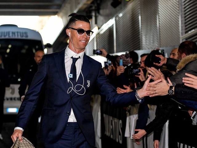 Cristiano Ronaldo lại vừa chi tiền tậu thêm biệt thự.