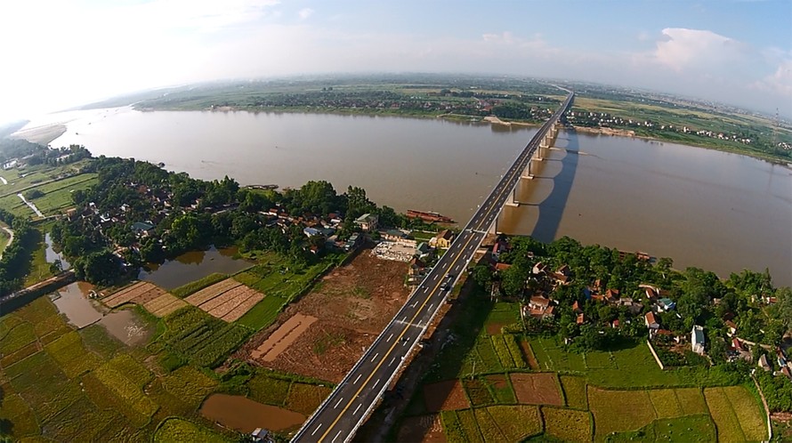 Hà Nội yêu cầu việc nghiên cứu quy hoạch hai bên sông Hồng theo hướng tạo lập đô thị hiện đại