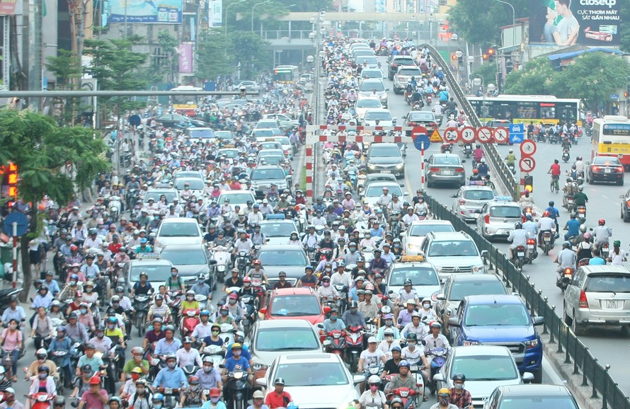 Lãnh đạo Hà Nội yêu cầu không để xảy ra ùn tắc giao thông kéo dài trên 30 phút.