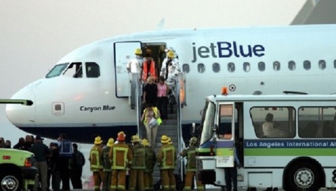 Sự việc xảy ra trên một chuyến bay của hãng JetBlue. Ảnh: Therakyatport.