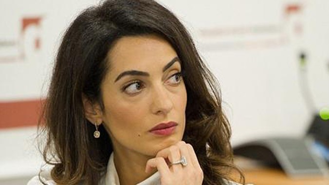 Amal Clooney không hài lòng với chiếc nhẫn kim cương siêu “khủng”