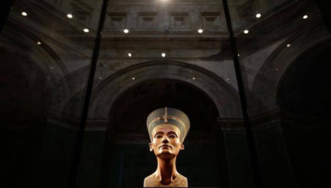 Tượng nữ hoàng Nefertiti được tìm thấy năm 1912. Ảnh: Corbis.