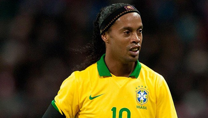 Ronaldinho sẽ trở lại Hà Nội vào tháng 4 tới đây.