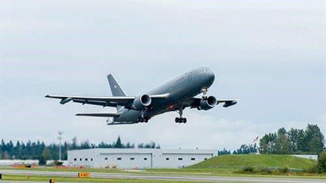 Không quân Mỹ phát triển máy bay tiếp nhiên liệu có khả năng tàng hình