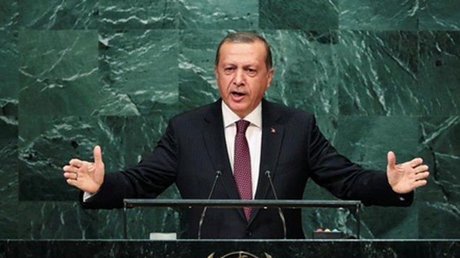 Tổng thống Thổ Nhĩ Kỳ Tayyip Erdogan phát biểu tại Đại Hội đồng Liên Hợp Quốc ở New York hôm 20/9. Ảnh: Reuters