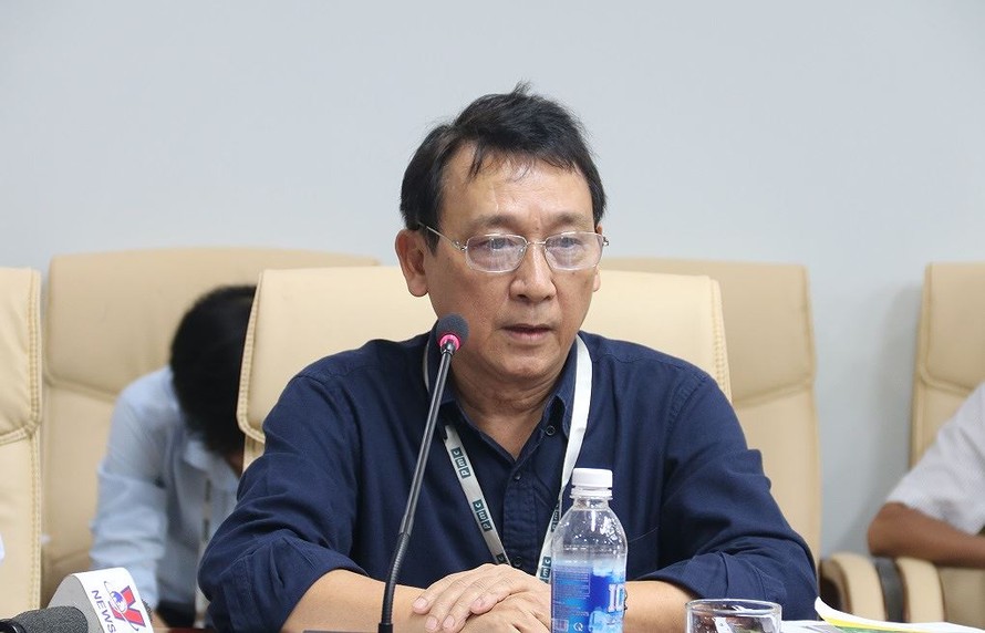 Ông Huỳnh Tấn Vinh tại một cuộc họp liên quan đến vấn đề Sơn Trà tại UBND thành phố Đà Nẵng. Ảnh: Nguyễn Thành