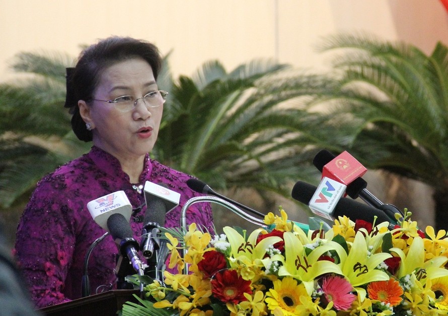 Chủ tịch Quốc hội Nguyễn Thị Kim Ngân phát biểu tại kỳ họp thứ 9, HĐND thành phố Đà Nẵng khóa IX. Ảnh: Nguyễn Thành