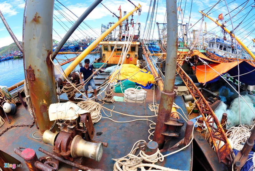 Nhiều tàu cá vỏ thép mới đi vào hoạt động đã bị gỉ sét nặng