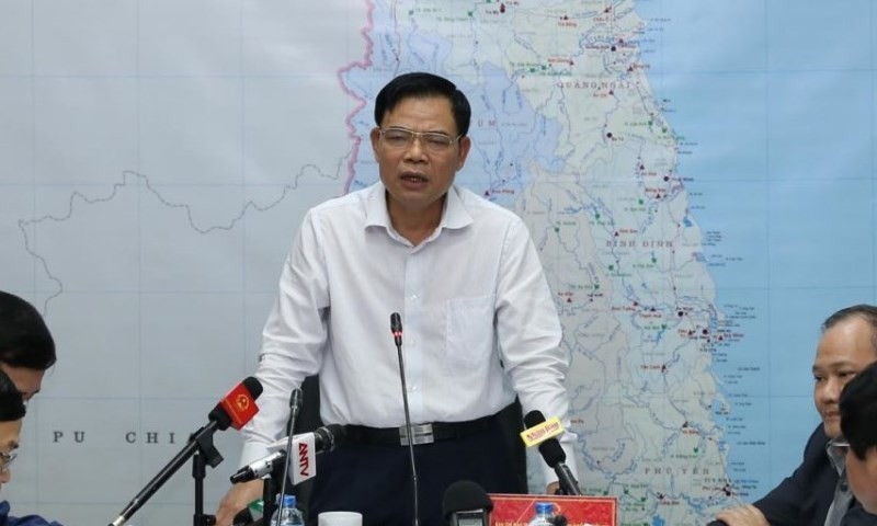 Bộ trưởng Nguyễn Xuân Cường yêu cầu lên kịch bản xấu nhất cho mưa lũ miền Trung