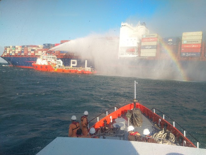 Các lực lượng tham gia hỗ trợ đã khống chế được đám cháy trên tàu vận tải của Singapore