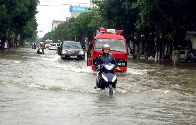 Thành phố Vinh (Nghệ An) bị ngập nặng sau những đợt mưa lớn vừa qua.
