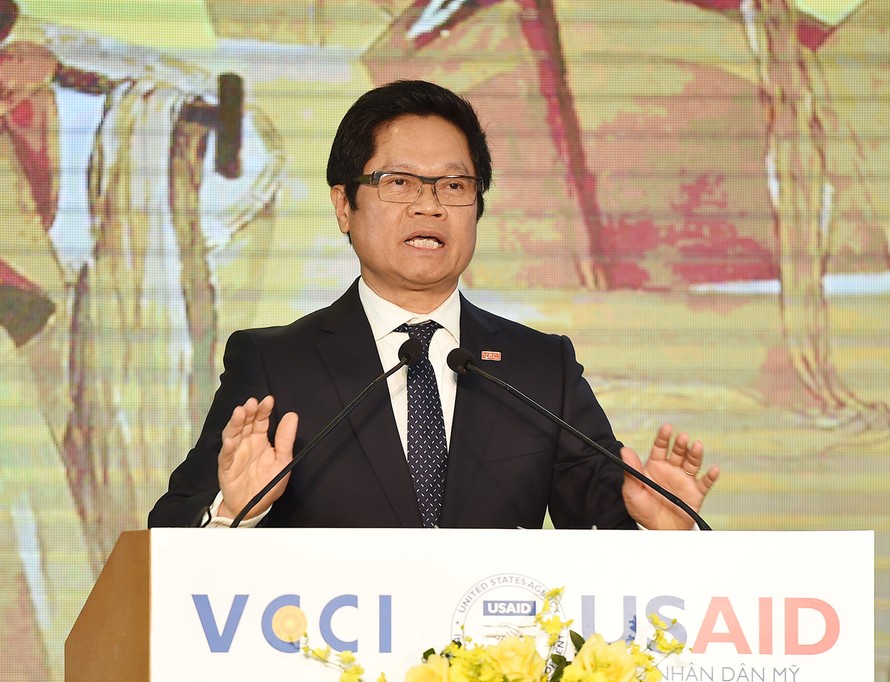 Chủ tịch VCCI Vũ Tiến Lộc cho rằng,Việt Nam đứng trước cơ hội đón làn sóng dịch chuyển các chuỗi cung ứng toàn cầu lớn nhất trong lịch sử nhân loại kể từ sau Chiến tranh thế giới lần thứ 2.