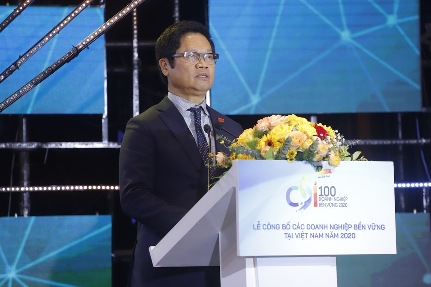 Theo Chủ tịch VCCI Vũ Tiến Lộc, sẽ không có nền kinh tế tăng trưởng bền vững nếu thiếu một cộng đồng DN bền vững.