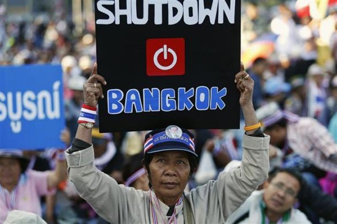 Hai triệu người bị ảnh hưởng bởi Bangkok ‘đóng cửa’