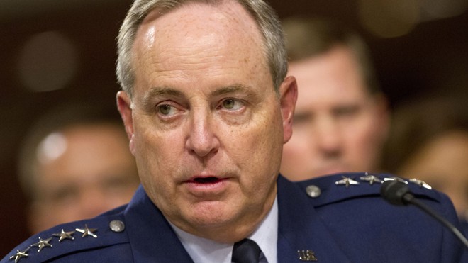 Tham mưu trưởng Không quân Mỹ, tướng Mark Welsh cho biết 34 sỹ quan gian lận trong thi cử