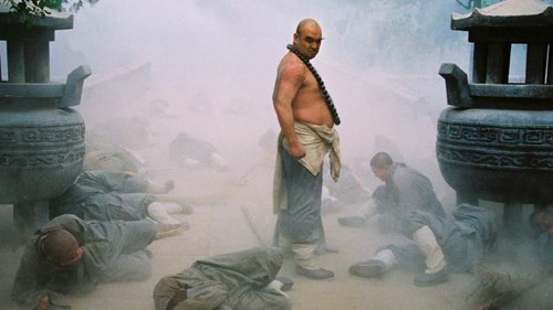 Một cảnh bạo lực trong Thủy Hử, phim của đài CCTV sản xuất, ra mắt năm 1998.