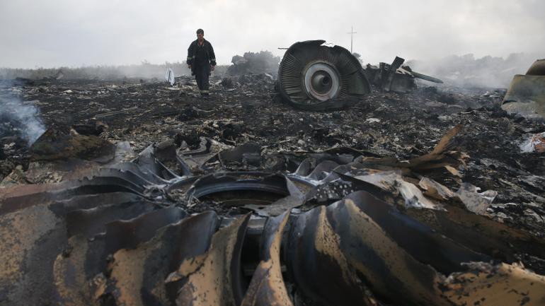 Hiện trường nơi MH17 rơi ở miền đông Ukraine