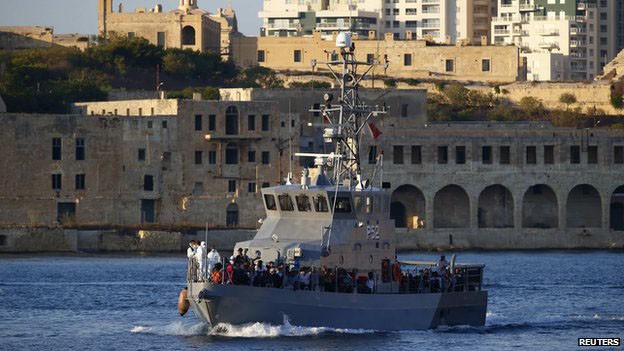 Chính quyền Malta tích cực tìm kiếm, cứu nạn con tàu bị đắm 