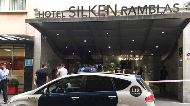 Vụ xả súng xảy ra bên ngoài khách sạn Silken Ramblas vào chiều ngày 28/7 (giờ địa phương).