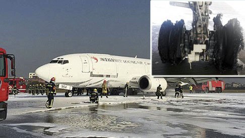 Lốp của chiếc máy bay bị nổ