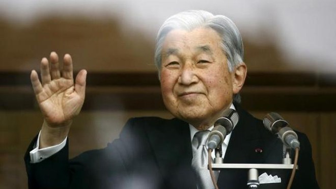 Nhật hoàng Akihito, 82 tuổi.