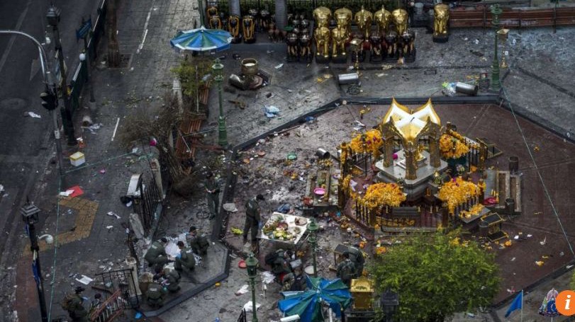 Hiện trường vụ đánh bom đền Erawan ở Bangkok hồi tháng 8/2015.