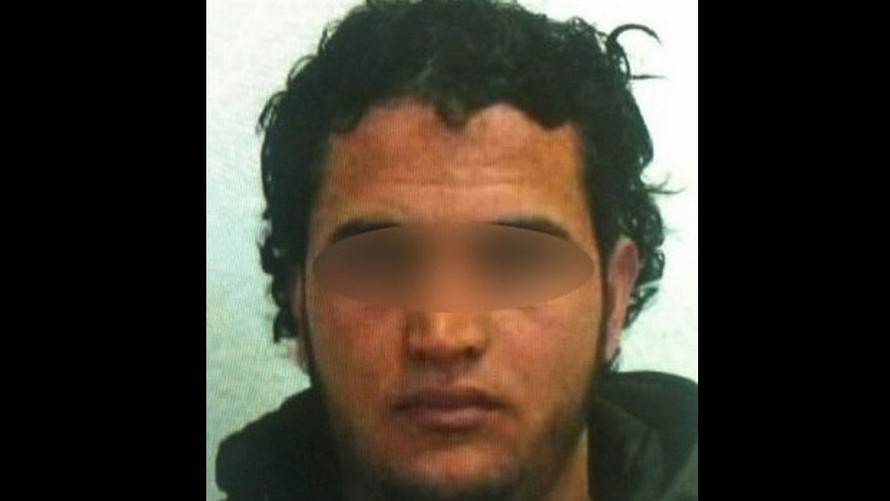 Bức ảnh đầu tiên của nghi phạm khủng bố được cảnh sát Đức công bố.