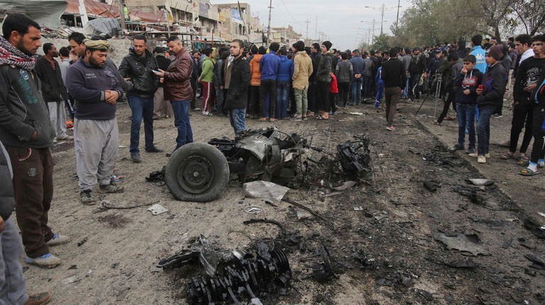 Hiện trường vụ đánh bom kinh hoàng ở chợ Baghdad, Iraq