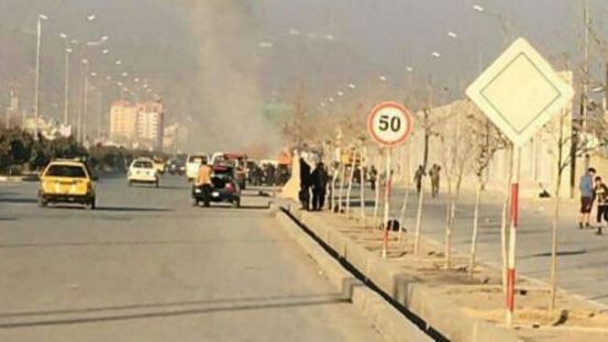 Khói bốc lên từ hai vụ đánh bom ở Kabul, Afghanistan hôm 10/1.
