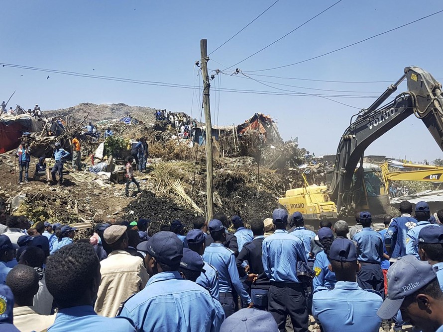 Hiện trường vụ lở đất khiến ít nhất 35 người chết ở Ethiopia