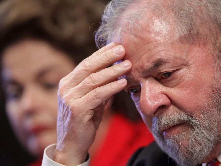 Cựu Tổng thống Brazil Luiz Inacio Lula da Silva bị kết án gần 10 năm tù vì tội danh tham nhũng.