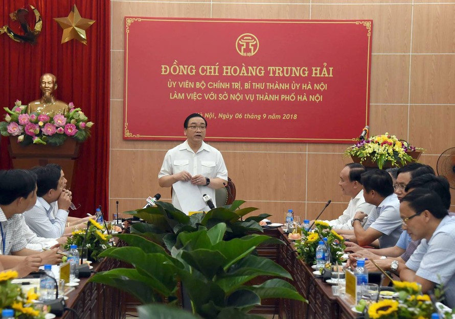 Bí thư Thành ủy Hà Nội Hoàng Trung Hải làm việc với Sở Nội vụ Hà Nội