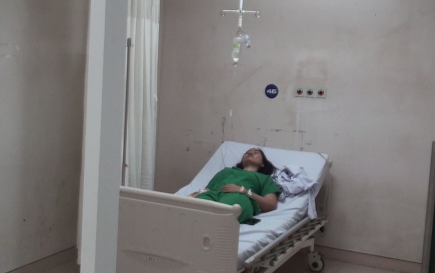 Bác sĩ Hương đang được theo dõi y tế tại bệnh viện