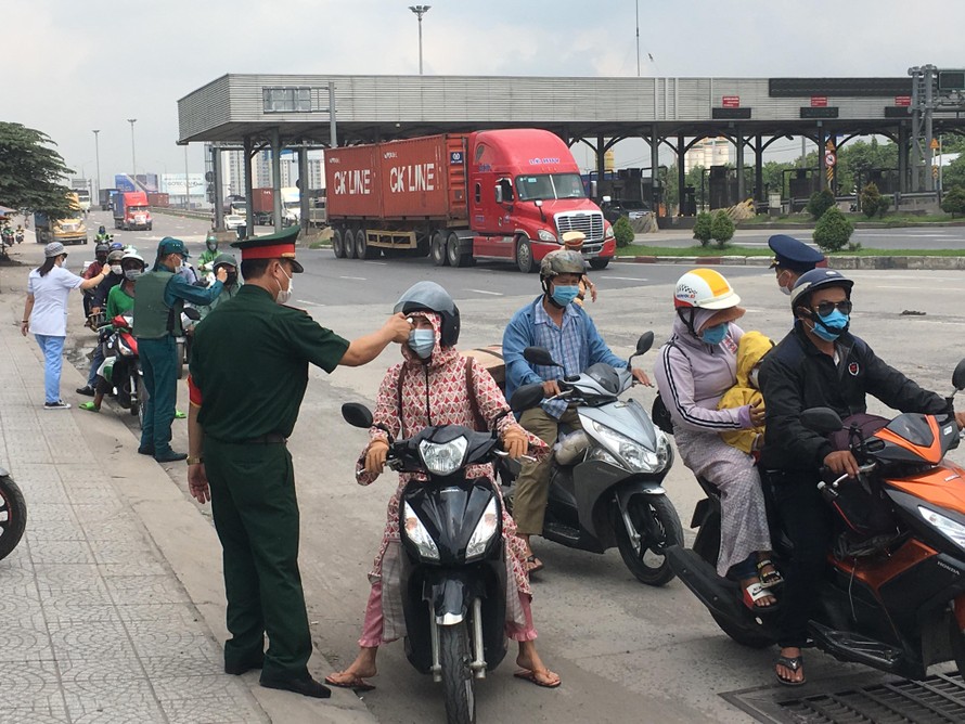 Bất ngờ giấy xét nghiệm COVID-19 được cấp... sai ngày