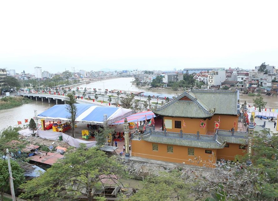 Toàn cảnh đền Tam Bạc - Nguyệt Cư phủ