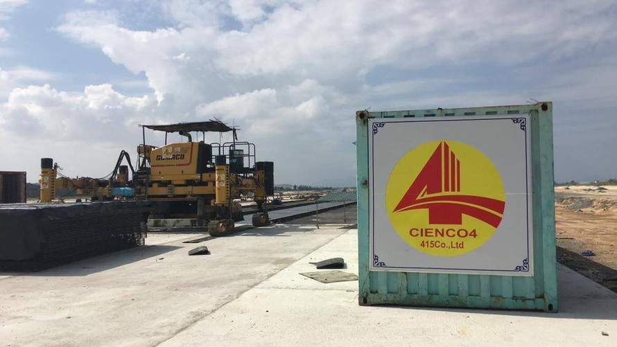 Cienco4 là một trong những doanh nghiệp chủ lực trong sửa chữa, nâng cấp đường băng Tân Sơn Nhất