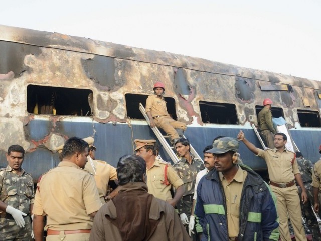 Ấn Độ: 9 người tử vong trong vụ cháy tàu