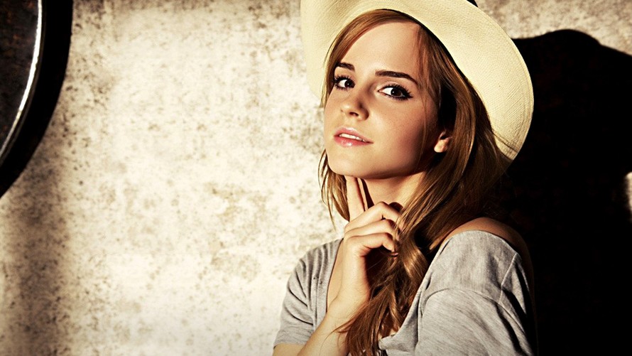 Emma Watson đẹp trong từng trang phục