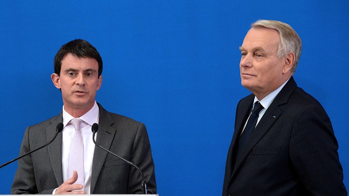 Tân thủ tướng Pháp Manuel Valls (trái) và cựu thủ tướng Pháp Jean- Marc Ayrault (phải)