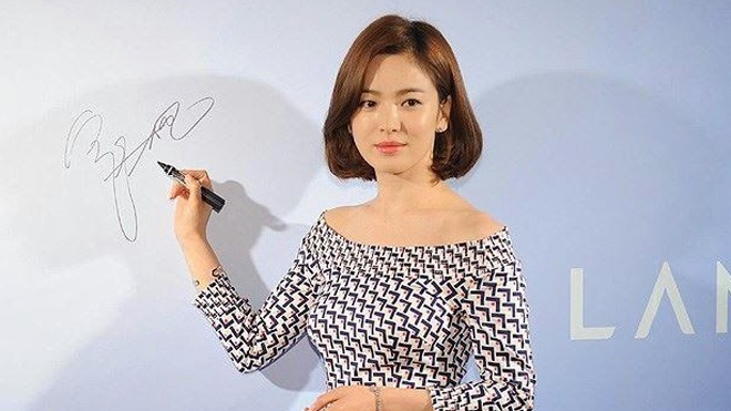 Song Hye Kyo đẹp dịu dàng tại Bắc Kinh