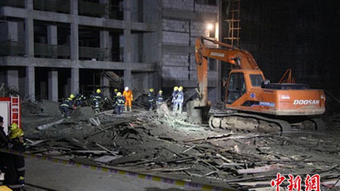 Hiện trường một vụ sập nhà tại Trung Quốc trước đó (Ảnh: Chinanews)